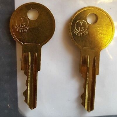 RH01 - RH50 2-KEYS FOR PERKO BOAT ONLY! Cut To Your Key Code. • 12.95$