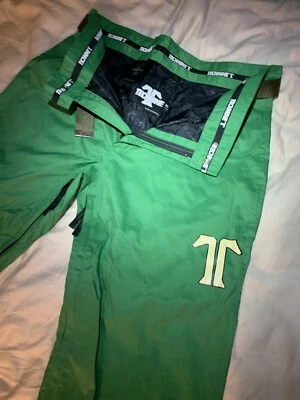 Brand New Technine Chino Shell Snowboard Pants Green Mens Size XL - Image 1 of 4