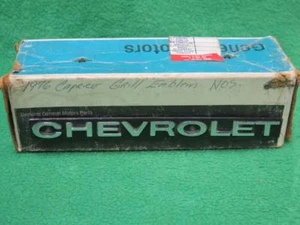 3997333 GM 1972 CHEVROLET IMPALA GRILLE SCRIPT EMBLEM BADGE NAMEPLATE NOS - Picture 1 of 1