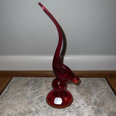 Vintage Mid Century Modern Viking Glass Ruby Red Long Tailed Bird 8.5” MCM - Image 1 of 4