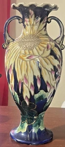 Vintage Satsuma Vase Asian Hand Painted Signed Floral Japanese Multicolor Gold - Picture 1 of 7