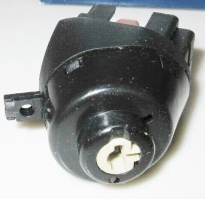 Interruptor de encendido VOLKSWAGEN CABRIO CORRADO DERBY GOLF JETTA PASSAT EUROVAN VW VAN Foto 1 de 4