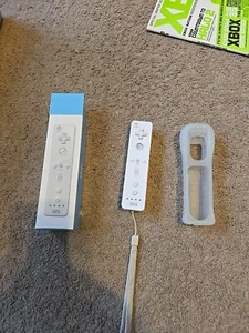 Nintendo RVL-003 Wii Fernbedienung - Weiß mit Karton - Bild 1 von 4