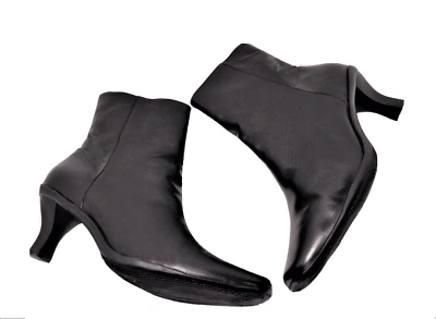 Antonio Melani bobyn Black Leather Ankle Boots Side Zip Women's US Size 9.5M - Image 1 of 4