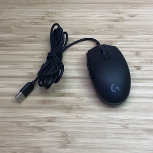 Logitech G Pro Wired Gaming Mouse - Afbeelding 1 van 4