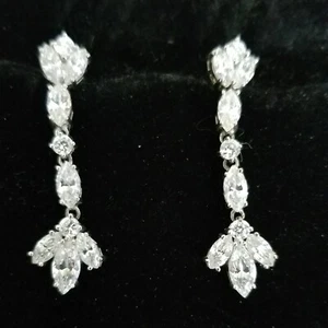 925 Sterling Silver Cubic Zirconia Tear Drop Earrings w/ Sterling Backs - Imagen 1 de 8