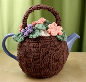 PRETTY BASKET OF FLOWERS TEA COSY KNITTING PATTERN IN ARAN WOOL - Picture 1 of 1
