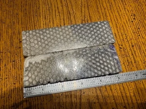 Coppia di bellissime bilance vuote manico coltello resina nido d'ape viola e grigia - Foto 1 di 5