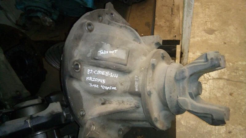 Rockwell RR20-145 Rear Differential/Carrier Assembly 3.42 Ratio  5952620 - Image 1 of 4