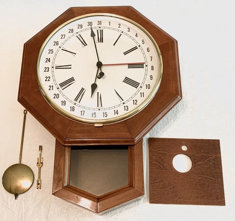 VTG URGOS Regulator Style Wall Clock West German Movement UW21/35 PARTS REPAIR Cover