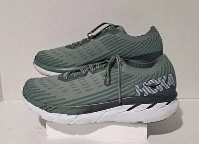 Zapatilla deportiva HOKA One One M Clifton 5 verde y blanco con cordones de bucle bajo para hombre EE. UU. 12,5 M B#19 Foto 1 de 4