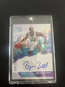 Signed Bryon Russell Card - Picture 1 of 2