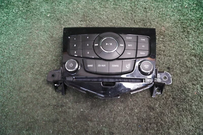 2013 2014 2015 CHEVROLET CRUZE TEMPERATURE AUDIO AC Control OEM 95914367 - Image 1 of 4