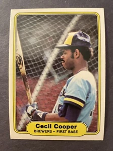 1982 Fleer #138 Cecil Cooper Milwaukee Brewers - Picture 1 of 2