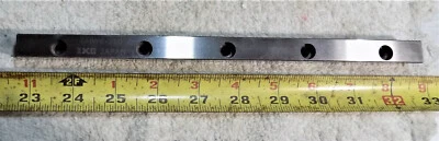 IKO Crossed Roller Way Linear Rail CRW6-250 CRW6-300 CRW6-350 CRW3-125 CRW3-225 — 第 1/4 张图片