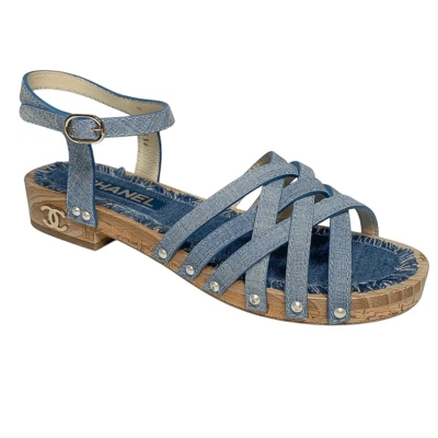 Chanel Fantasy Sandalias de plataforma de madera con logotipo de becerro azul con logotipo CC UE 38 EE. UU. 7-7,5 Foto 1 de 4
