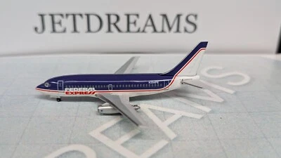 1/400 FEDERAL EXPRESS / FEDEX BOEING 737-200 1980'S COLOR N204FE AEROCLASSICS - Image 1 of 4