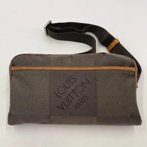 LOUIS VUITTON Damier Geant Acrobat Schultertasche M93619 Cross Body Gebraucht Auth - Bild 1 von 9