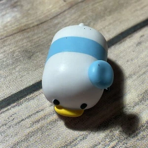 Figura Vinilo Mediana Disney Tsum Tsum Pato Donald Mickey & Friends - Imagen 1 de 4