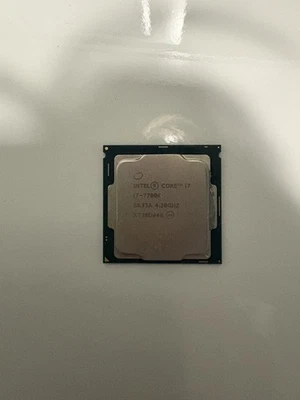 Procesador Intel Core I7-7700K (4,2 GHz, cuatro núcleos, LGA 1151) - SR33A Foto 1 de 3