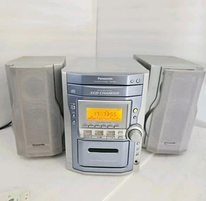 Panasonic CD Stereo System SA-PM11 5 CD Changer W/ 2 Speakers Tested Works Well - Picture 1 of 19