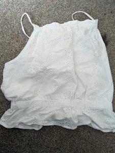 Girls White Vest Top Lace Pattern Age 13-14 From H& M - Picture 1 of 1