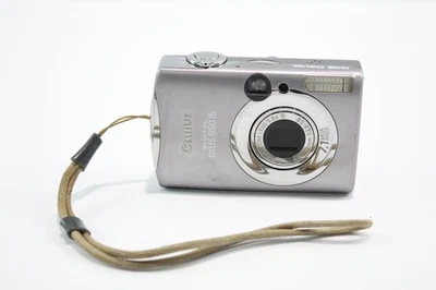 Canon IXUS 850 IS Digital Compact Camera Working w/ 3.8x Zoom Lens - Image 1 of 4