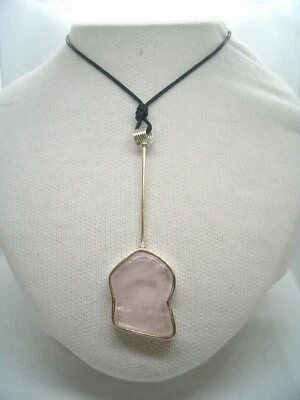 Ciondolo in ARGENTO 925 con QUARZO ROSA naturale -pendente girocollo Pietra Dura - Immagine 1 di 4