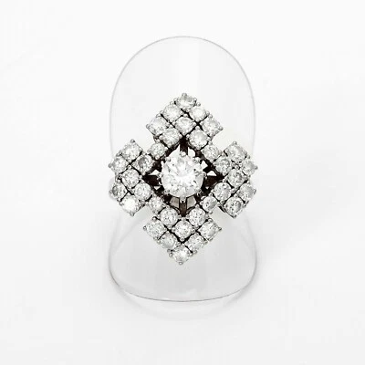 Glittering White Brilliant Simulated Sapphire In Solid 935 Argentium Silver Ring - Image 1 of 4