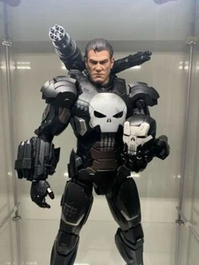 Hot Toys VGM33D28 Marvel Future Fight The Punisher (War Machine Armor Version) - Bild 1 von 3