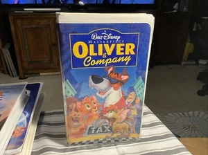 Oliver and Company (VHS, 1996) Vintage Like New - Imagen 1 de 23