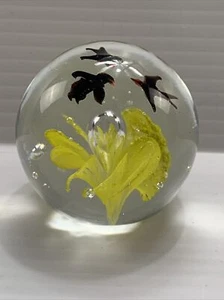VINTAGE Handmade Paperweight Flower Birds Colorful Hand Blown Glass Gift KG JD - Picture 1 of 12