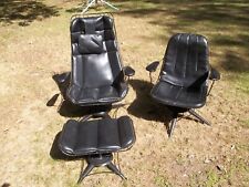 Vtg 2 Mid Century Homecrest Wire Swivel Rocking Patio Chairs With Pads & Stool