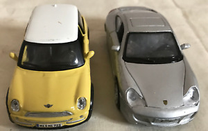 Maisto MINI Cooper R50 & Porsche 911 pull-back toy car Bundle, 1:36 scale