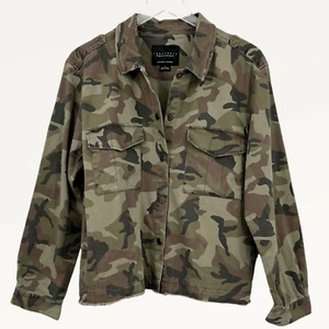 Chaqueta Sanctuary para mujer L verde camuflaje frente a presión chaqueta dobladillo crudo informal - Imagen 1 de 9