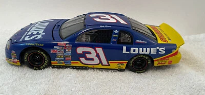 1999 Action #31 Mike Skinner Lowes Sylvania 1:24 banco de carro fundido LE 0217 - Imagem 1 de 4