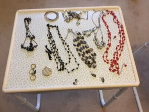 costume jewellery joblot - Picture 1 of 3