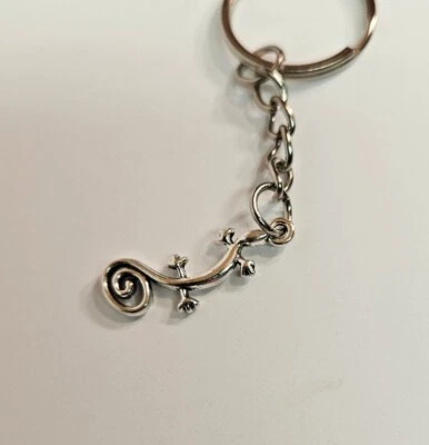 Geiko Lizard - Silver Color Charm Keychain / Key Ring  - Image 1 of 3