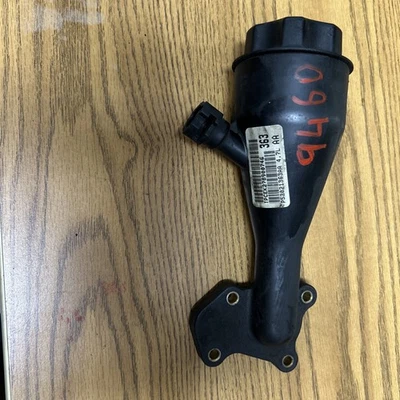 2004  Dodge Caravan oil filler tube neck 4.7L OEM P53021363AA Foto 1 de 4