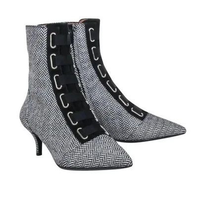 Botines Tabitha Simmons Quin espiga 38.5 Minimalista Gatito Tacón Foto 1 de 4