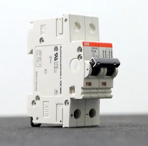 ABB Leistungsschutzschalter S282UC K4A ICU 6kA IEC 947-2 gebraucht - Picture 1 of 8