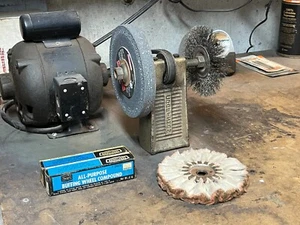 CRAFTSMAN GRINDING WHEEL ARBOR WITH ACCESSORIES - Picture 1 of 2