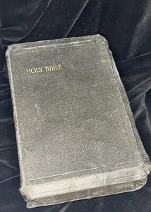 Vintage Holy Bible King James Books, Inc. Publishers Black Soft Cover - Picture 1 of 11