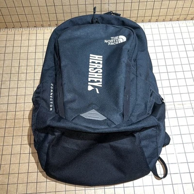 Mochila Hershey Edición Limitada The North Face Connector - Negra Foto 1 de 4