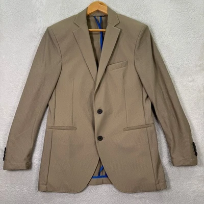 Chaqueta Blazer Twillory Para Hombres 38R Beige 4 Vías Elastizada Tecnología de Enfriamiento Ajuste Moderno Usada en Excelente Condición Foto 1 de 4