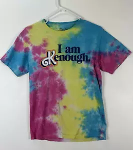 Barbie The Movie I AM KENOUGH piccola maglietta tie-dye Ken da collezione - Foto 1 di 8