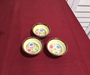 3 Small 3" Sake Bowls Cups Ceramic Floral Pattern Made in Occupied Japan - Picture 1 of 3
