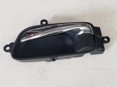Nissan Altima 2015 manija de puerta interior delantera izquierda Foto 1 de 4