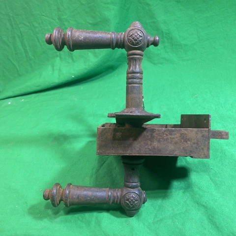 Antique Iron  Lever  Lock Door Hardware Key Escutcheon Works Cover