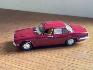VERY RARE JAGUAR XJ 6L - POLISTIL 1:25 - LIKE NEW - Foto 1 di 17
